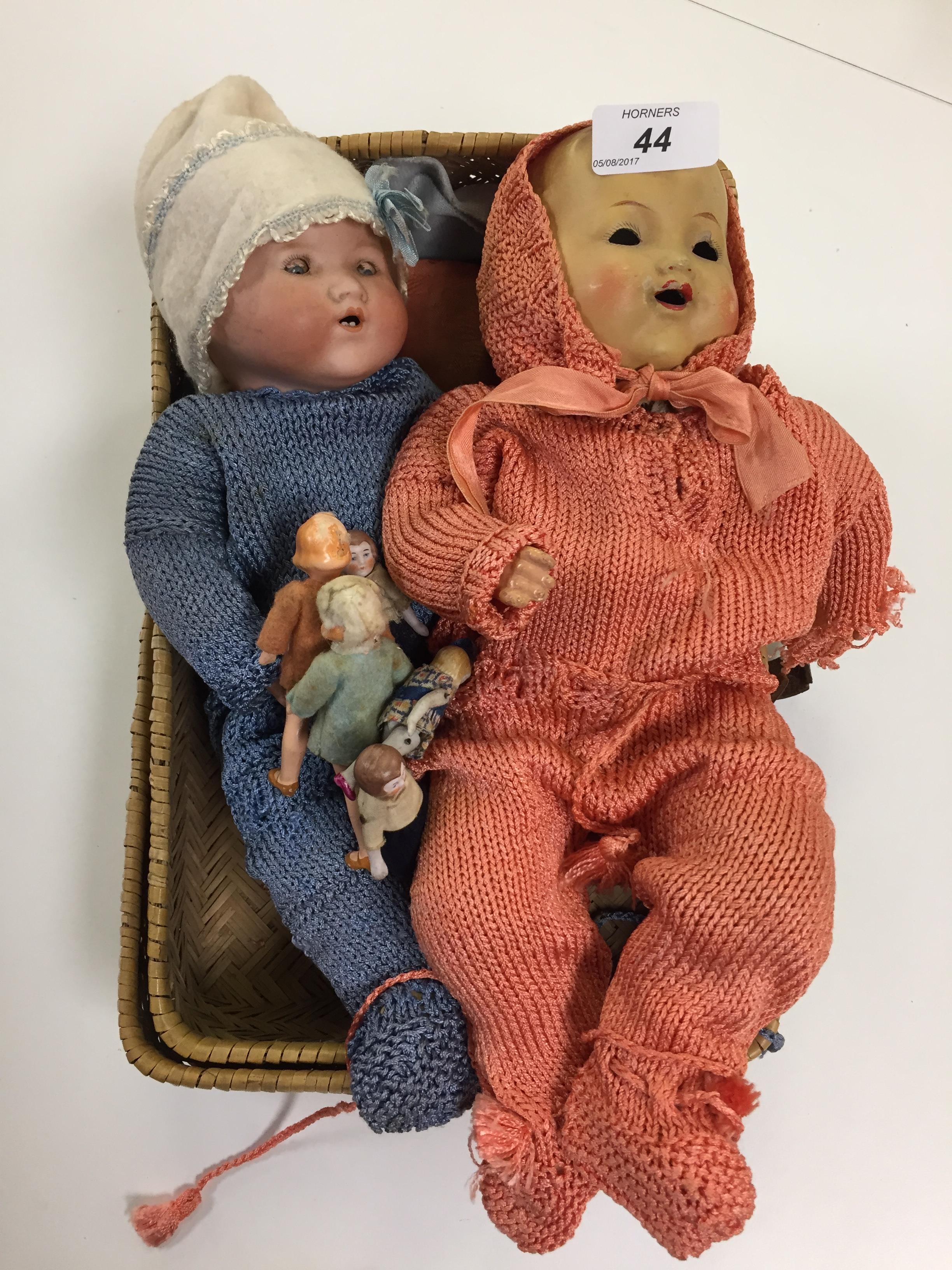 AN AMAND MARSEILLE DOLL AND COMPOSITE GERMAN SIMILAR DOLL ALONG WITH FIVE CHINA DOLLS ETC.