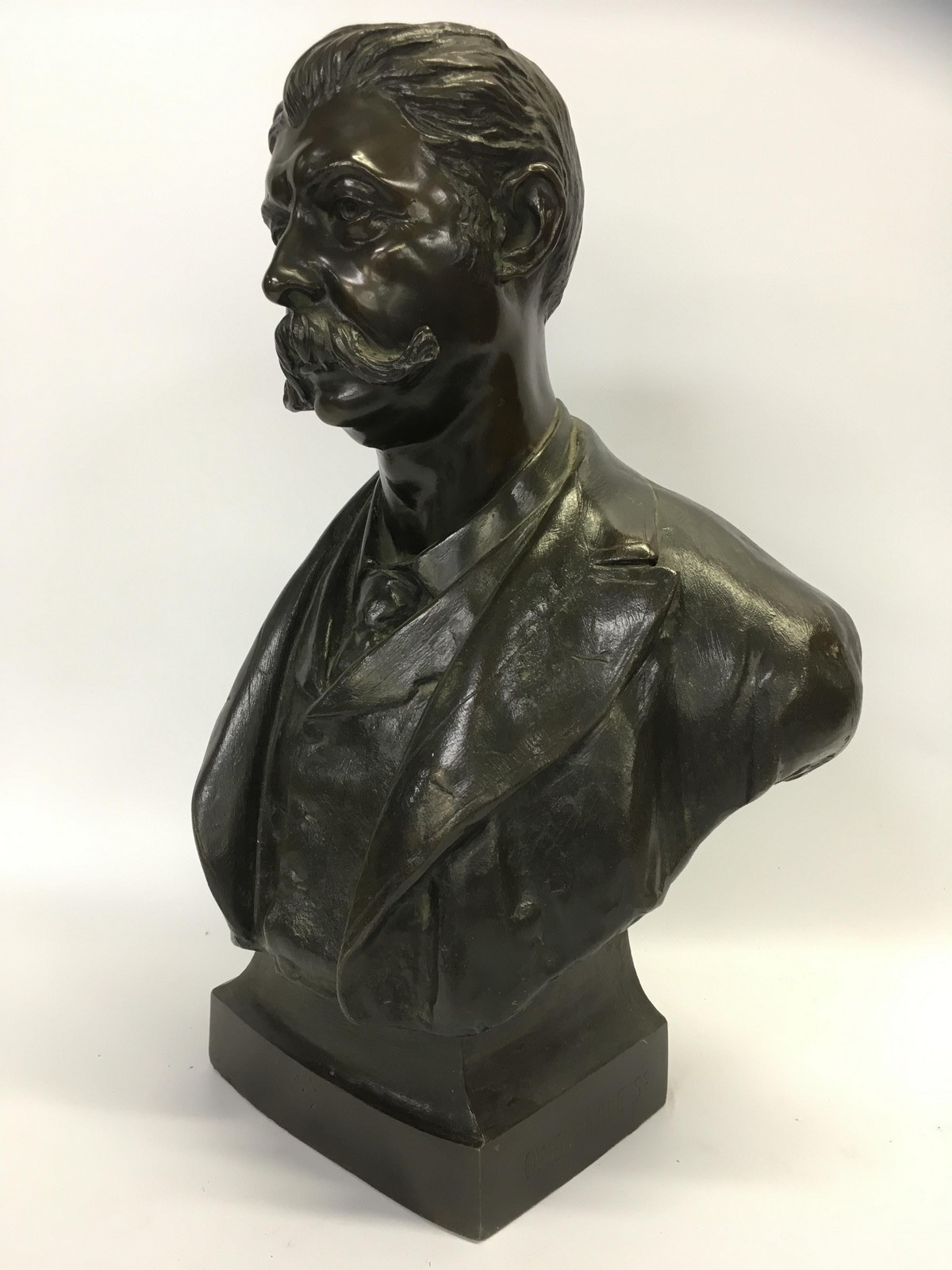 BRONZE BUST MALE HEAD FIGURE 44CM TALL BEARING MAKERS NAME OWEN HALE SC - Image 2 of 4