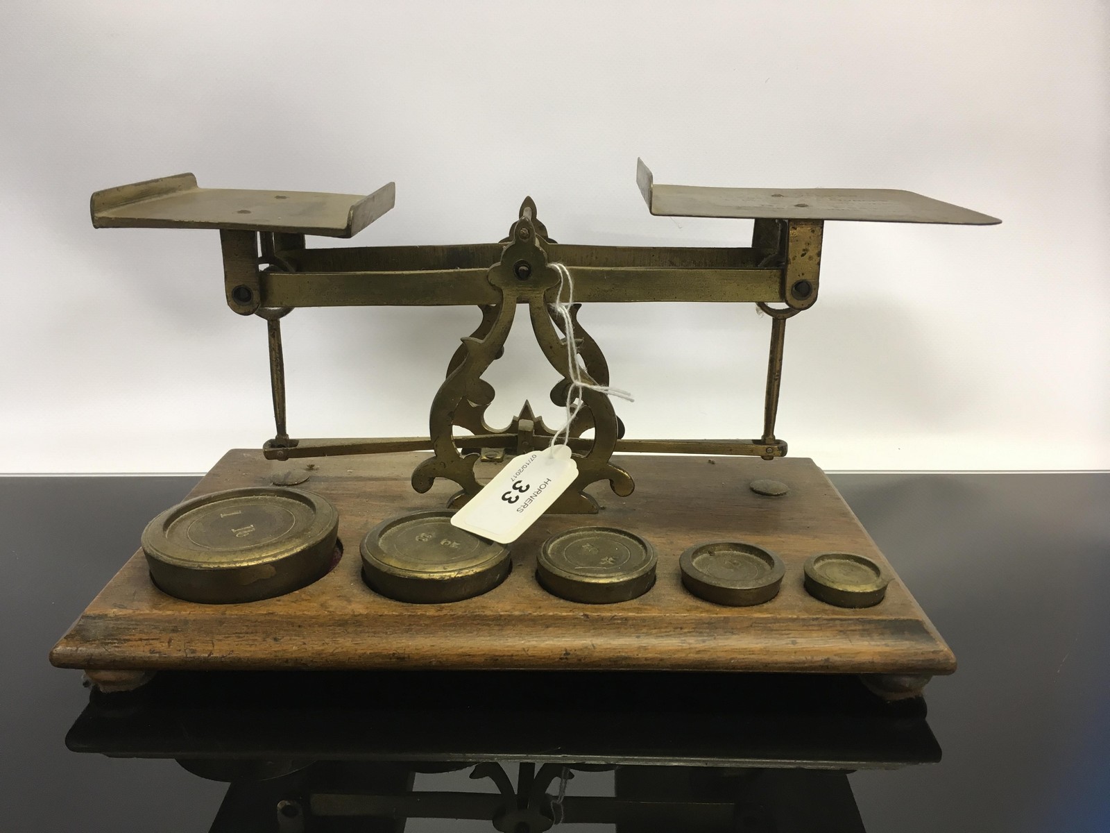 POST OFFICE SCALE WITH WEIGHTS