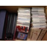 GB: BOX WITH 1991-2007 PRESENTATION PACKS IN AN ALBUM AND LOOSE,