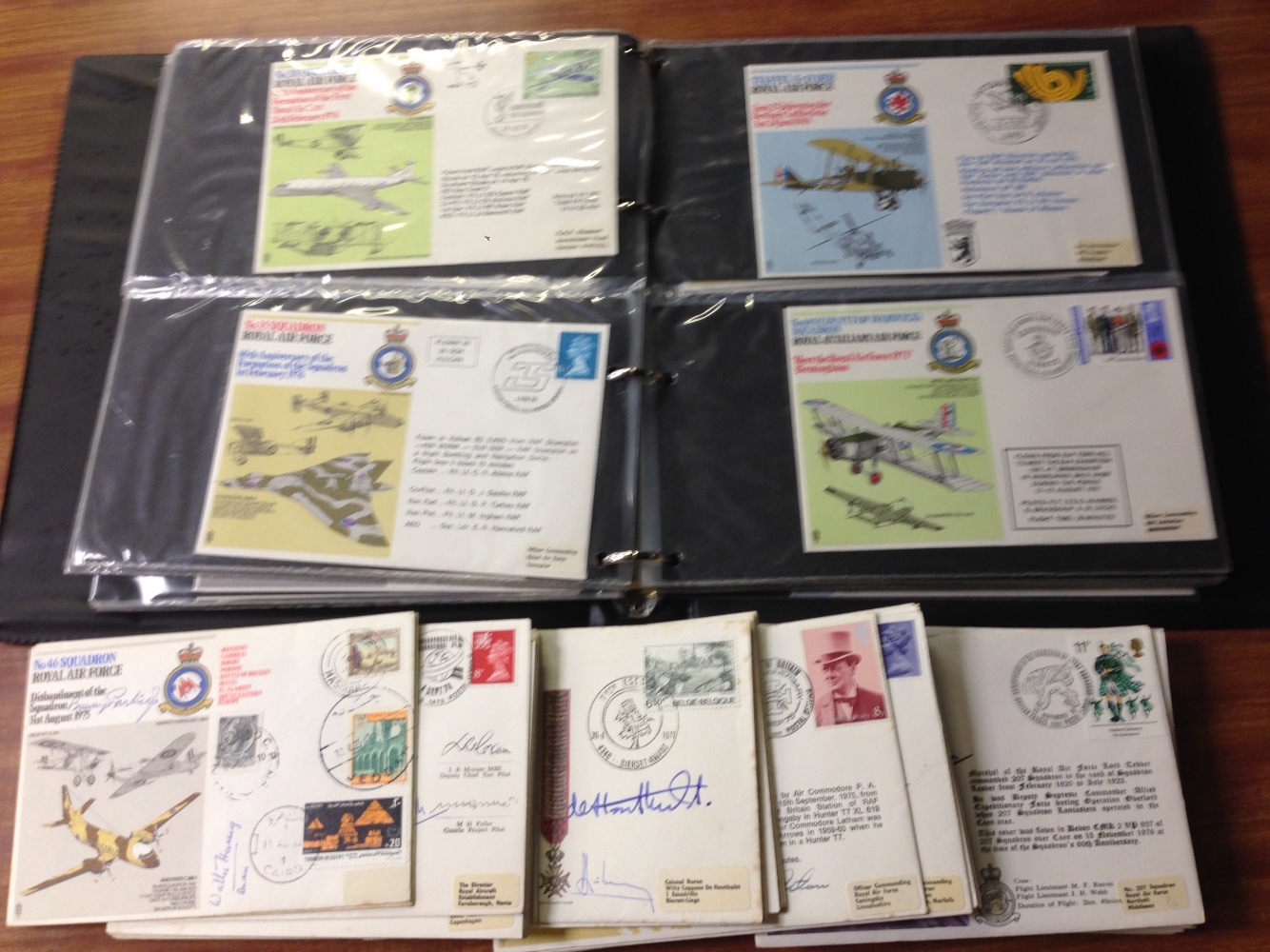 GB: BOX WITH RAF COVERS IN AN ALBUM AND LOOSE,