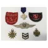 7 ITEMS OF GERMAN MILITARY INTEREST TO INCLUDE 3 CLOTH BADGES,