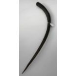 An unmounted oryx horn, of ringed and curved form, 103cm