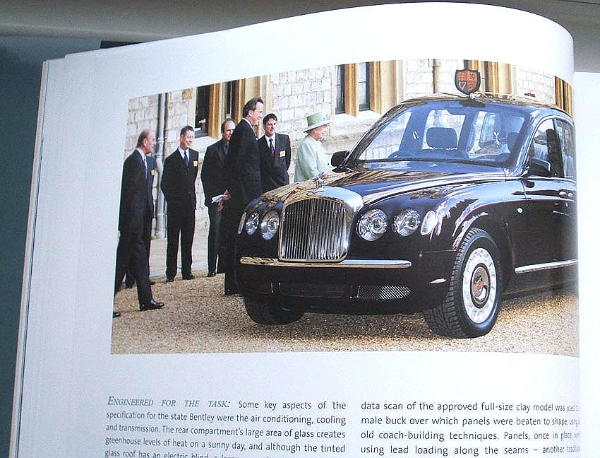 Bentley State Limousine for Queen Elizabeth, a boxed complete 1/18 scale model of the Bentley - Image 3 of 3