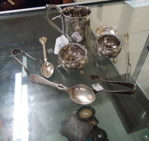 A small mixed lot of silver, including a 19th century mug (unmarked), pair of bun salts, pair of pin