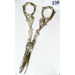 Pair of silver vine pattern grape shears - W. Hutton