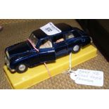 A Dinky Toys No.152 Rolls Royce Phantom