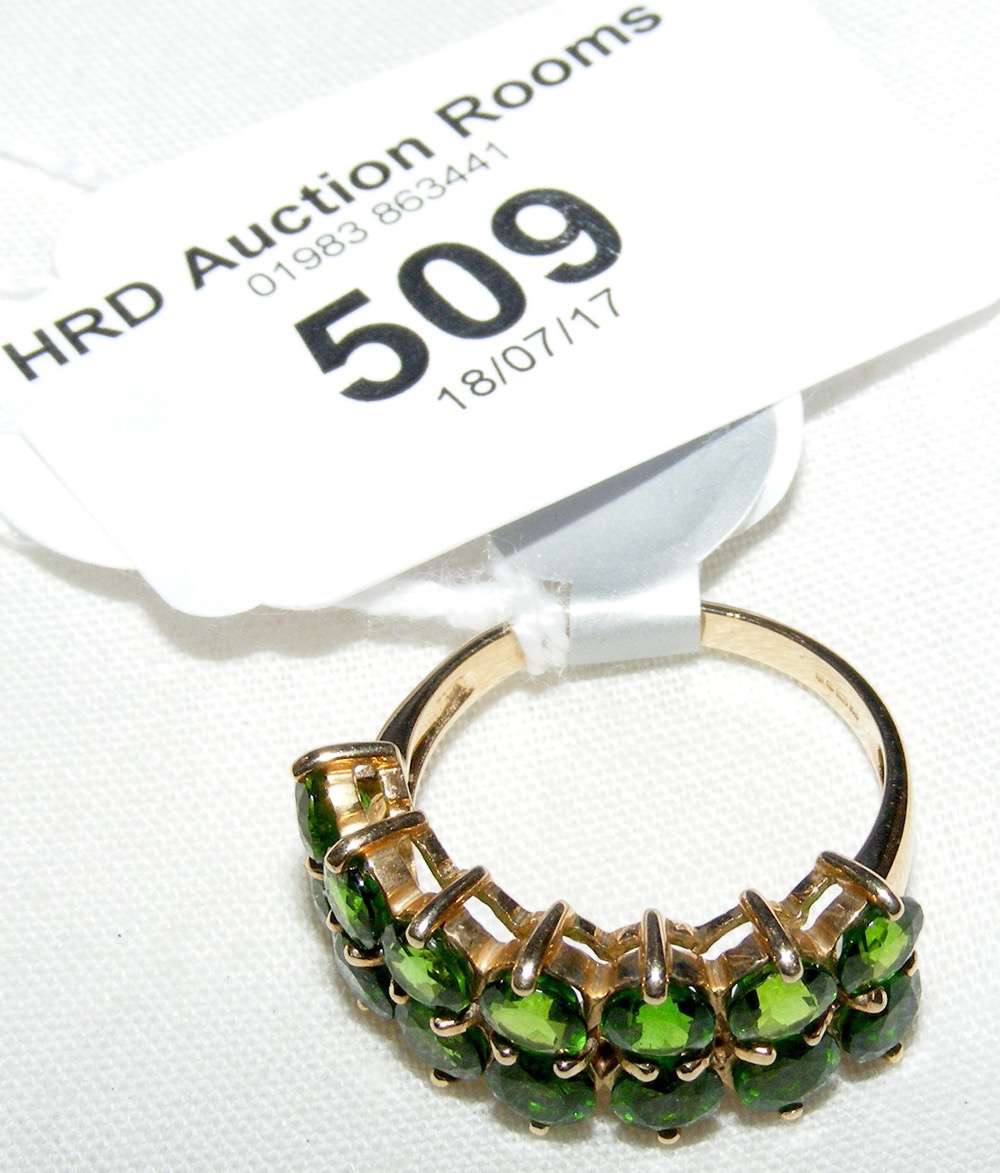 Green stone 9ct gold dress ring