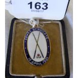 A 15ct gold and enamel snooker medallion pendant inscribed "Cowes Syndicate 16 April 1921" by