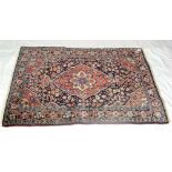 A good quality Persian Saruk rug - circa 1930's - 152cm x 100cm