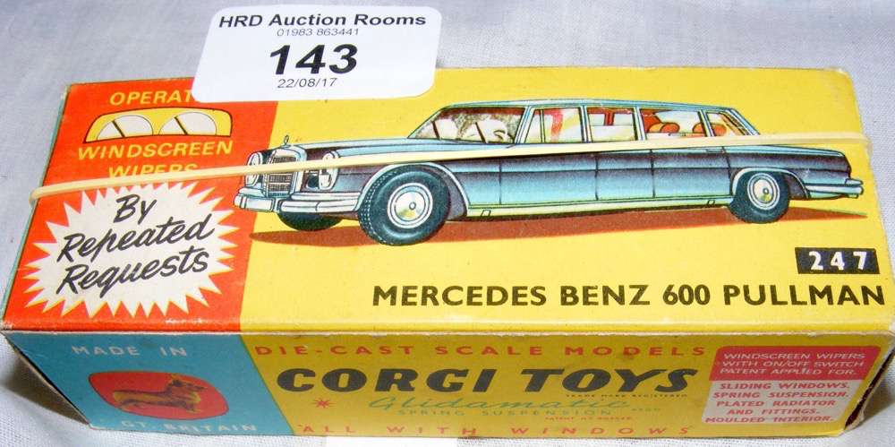 Boxed Corgi Mercedes Benz 600 Pullman No.247