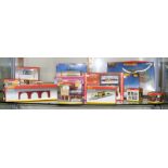 Boxed Hornby railway stations and accessories