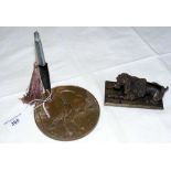 Cast bronze desk pen stand with bird and foliage decoration and an 11cm bronze model of a