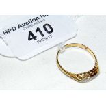 An 18ct yellow gold diamond ring