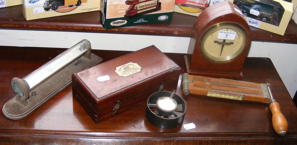 A Sikes hydrometer in original mahogany case, together with a Davis & Son, London & Derby, air