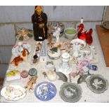 Various collectable ceramic ware, paperweights