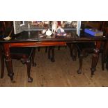 Victorian mahogany extending dining table