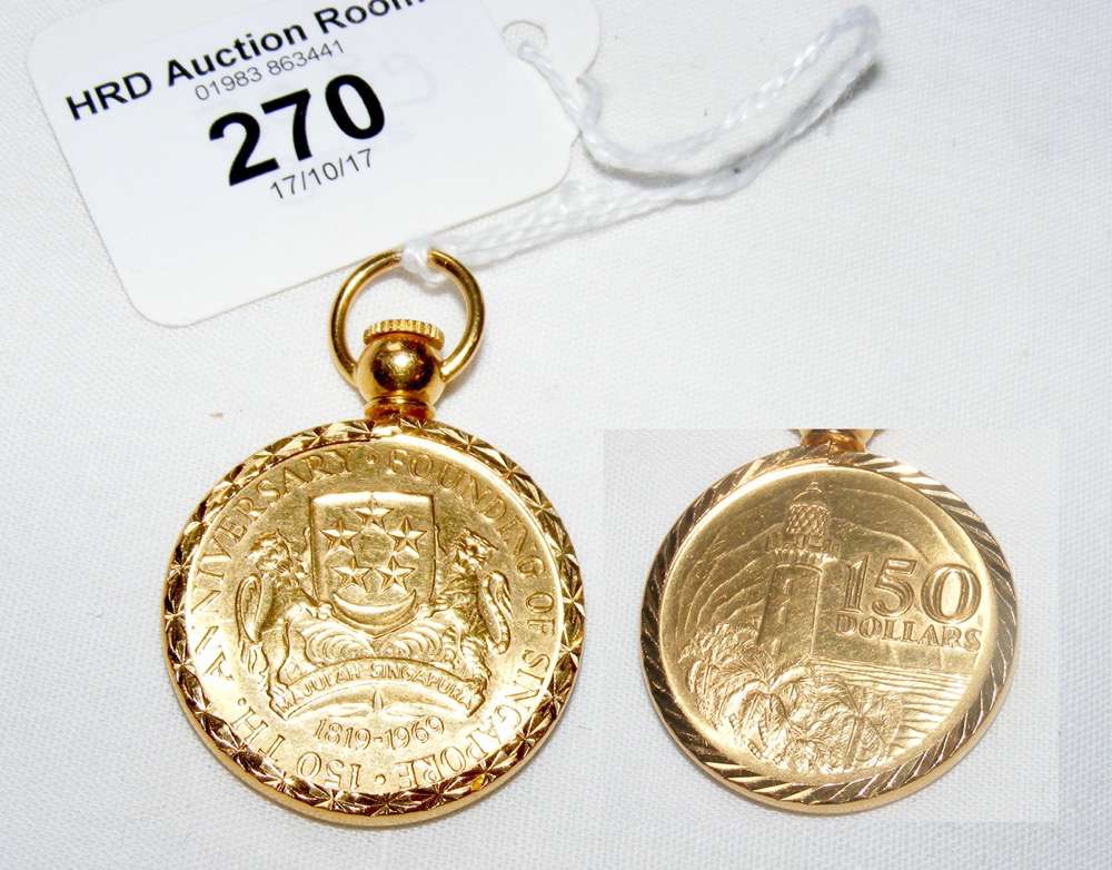 A 150 Dollars "Anniversary Founding of Singapore" gold coin in pendant mount - 30.8g all in