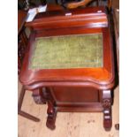 Victorian style mahogany Davenport desk