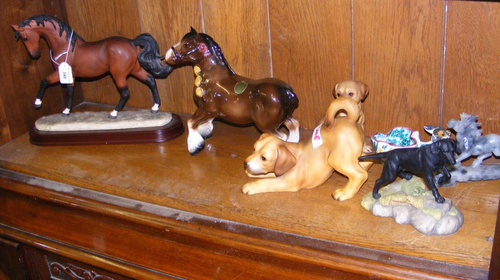 Two ceramic horse ornaments, etc.