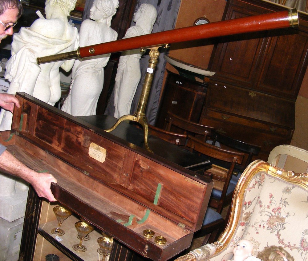 Dollond of London table-top wooden and brass telescope - 19th century with original mahogany box and