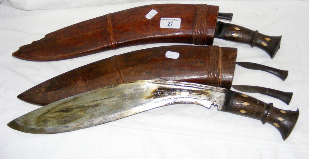 Pair of old Gurkha kukris from India - 52cm long