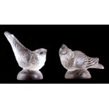 TWO LALIQUE STYLE FROSTED GLASS MODELS OF BIRDS 9cm high.