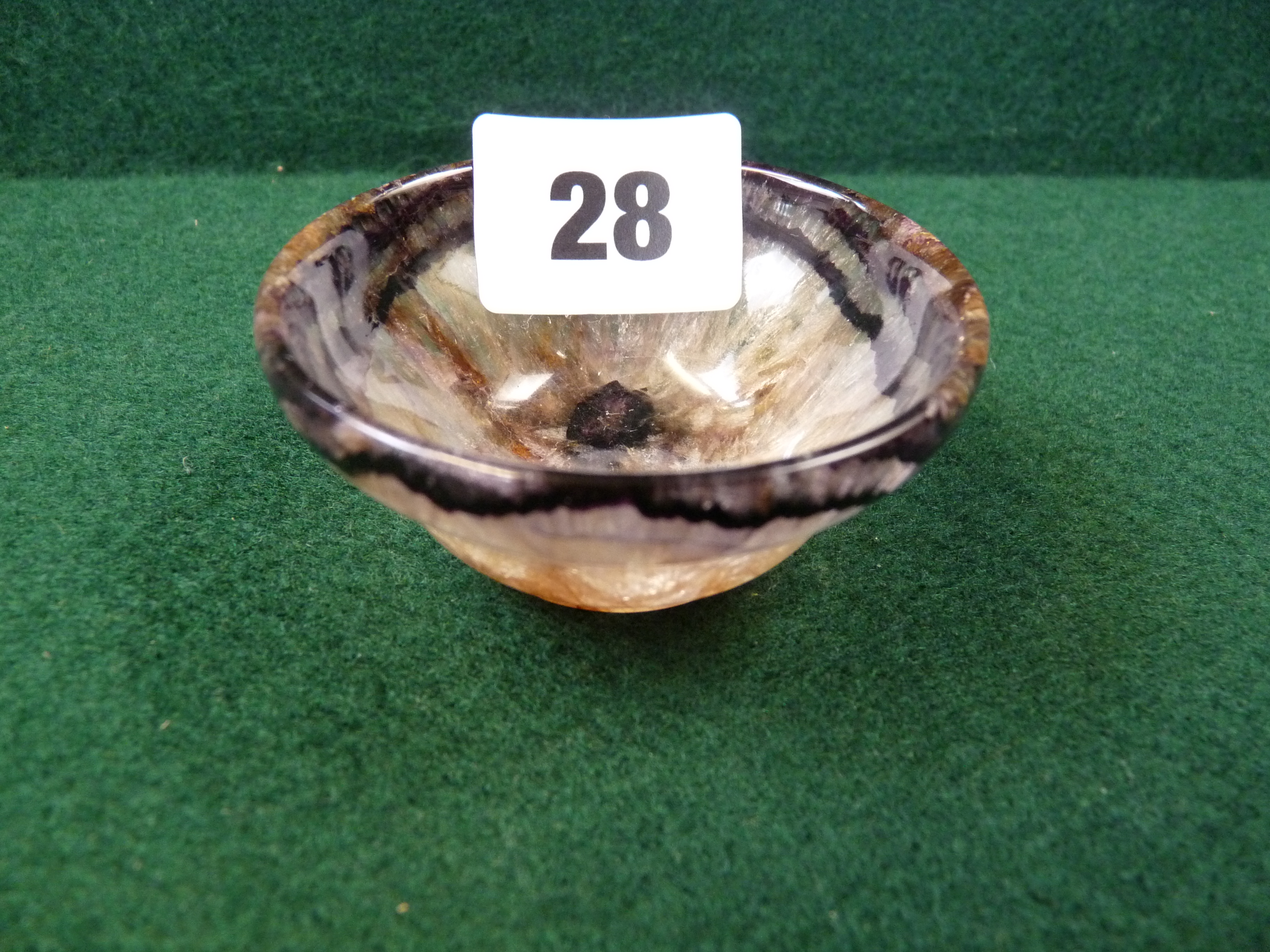 Blue John bowl with veined rim, 6cm in Diameter