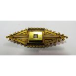 A 15ct gold brooch