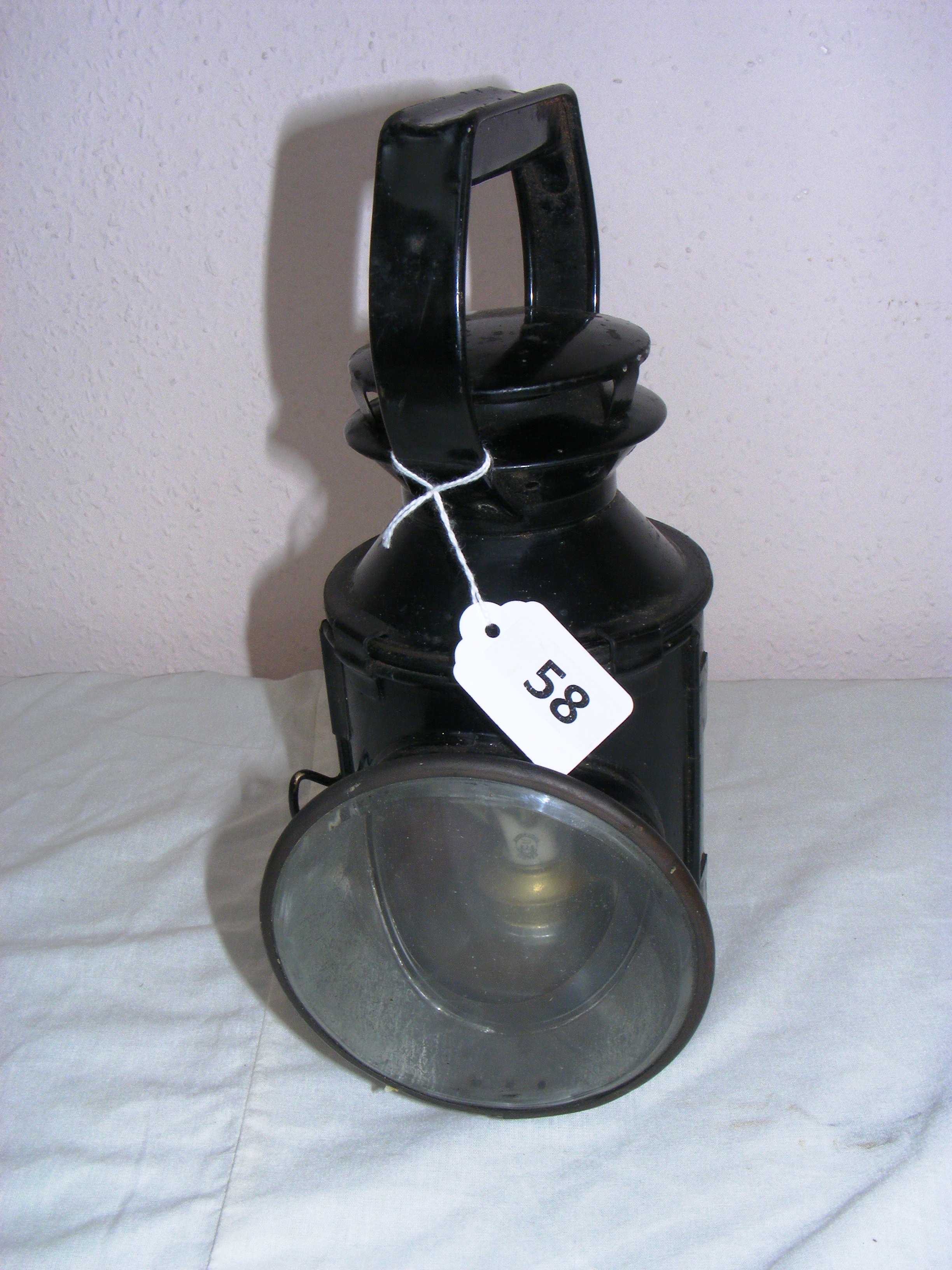 Railway lamp, an mid 20th century signalling tri colour railway lamp, measuring 11.25" tall.