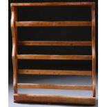 AN EARLY AMERICAN PINE PLATE RACK, LATE 18TH C