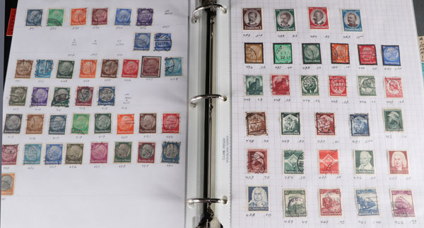 A LARGE HOARD OF FOREIGN STAMPS - Image 5 of 6