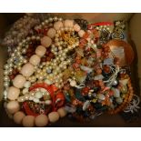 A Collection of Costume Jewellery to inc