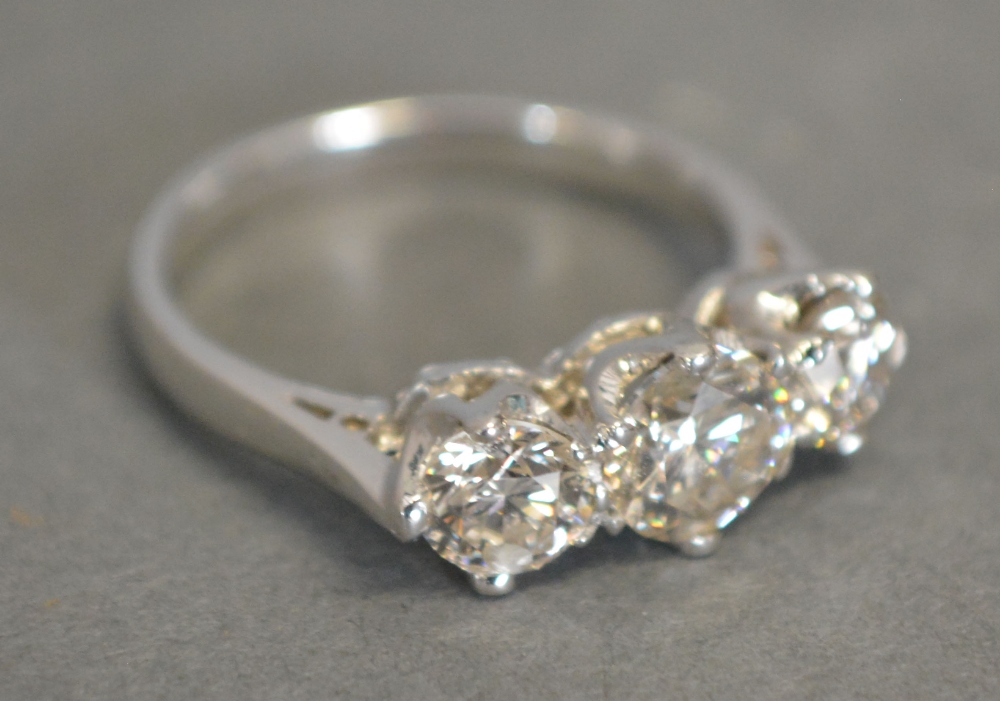 An 18ct White Gold Three Stone Diamond R