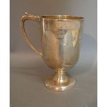 An Edwardian Silver Presentation Mug, London 1908,