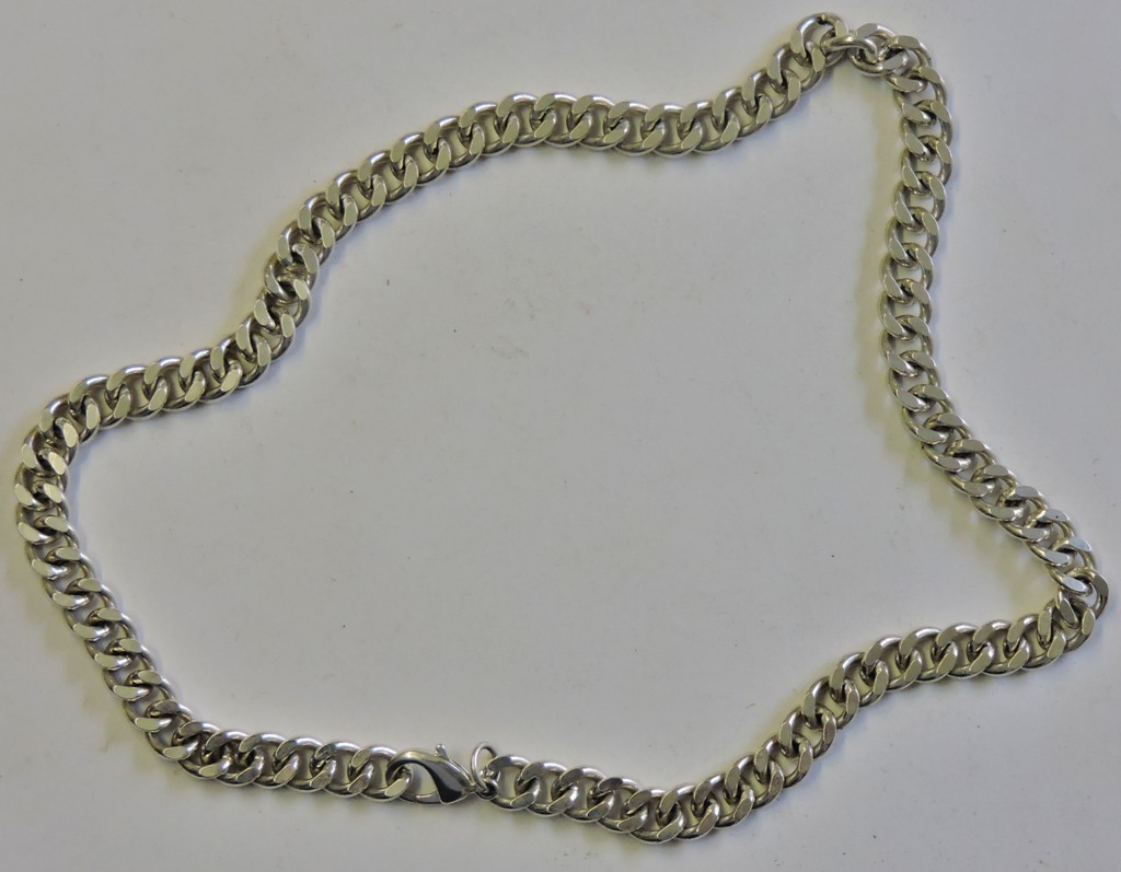 White Metal Neck Chain-looks good to be silver, but is sold as White Metal only, 60gram