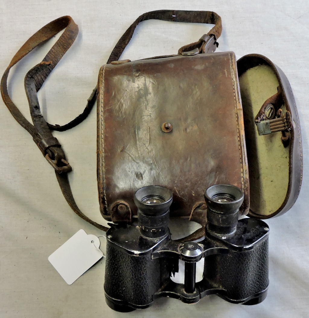 German WWII Issue "Dienstglas" Binoculars in leather case.