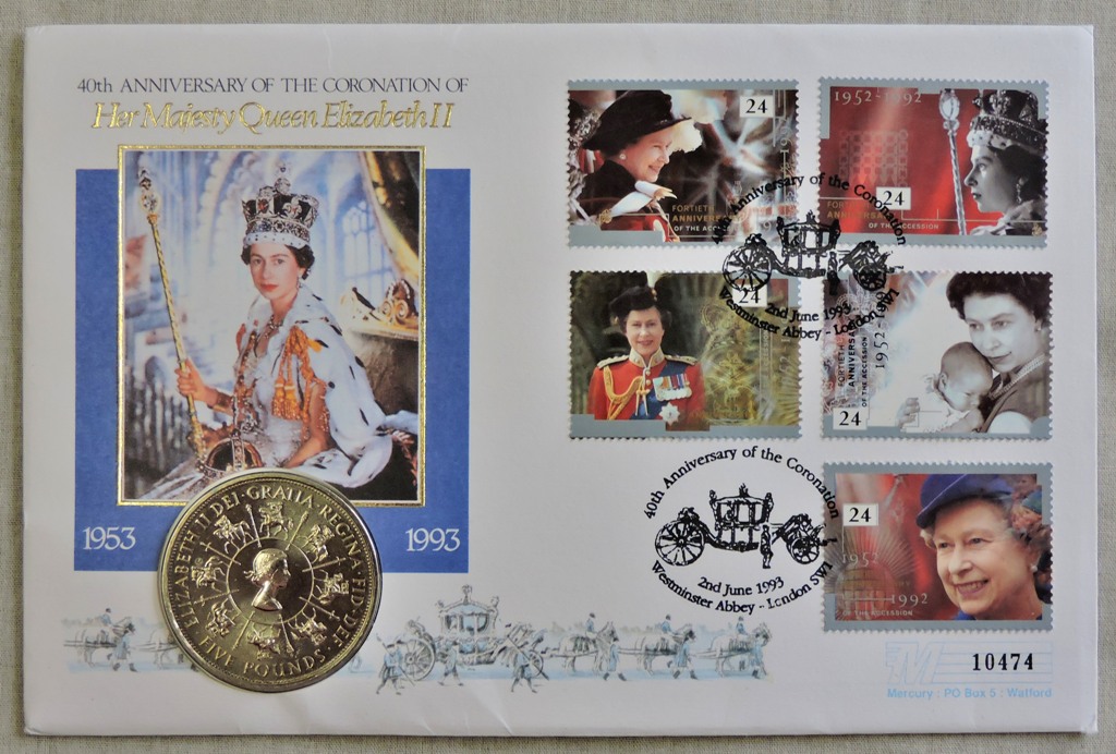 Great Britain 1993 Queen Elizabeth 40th Anniversary of the Coronation Stamp (set, cover) and £5 Coin