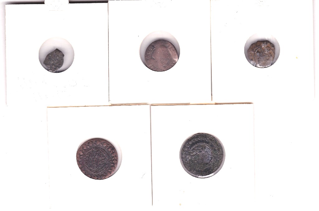 Ancient Judean 'Widow's Mite' coin (2000 years old) and Ancient Arabic Coinage (4) three early - Image 3 of 3