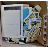 Box of Cigarette cards, over 1000