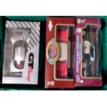 (3) Cars-Maisto 1.18 Mercedes CLK-GTR-Road legends Chevrolet Bel Air Fire Chief 1957-Road legends