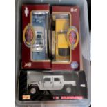 (3)Cars-Maisto Car-Special edition 1.18 Hummer-Road |Legends Barracuda Plymouth 1969 Die cast