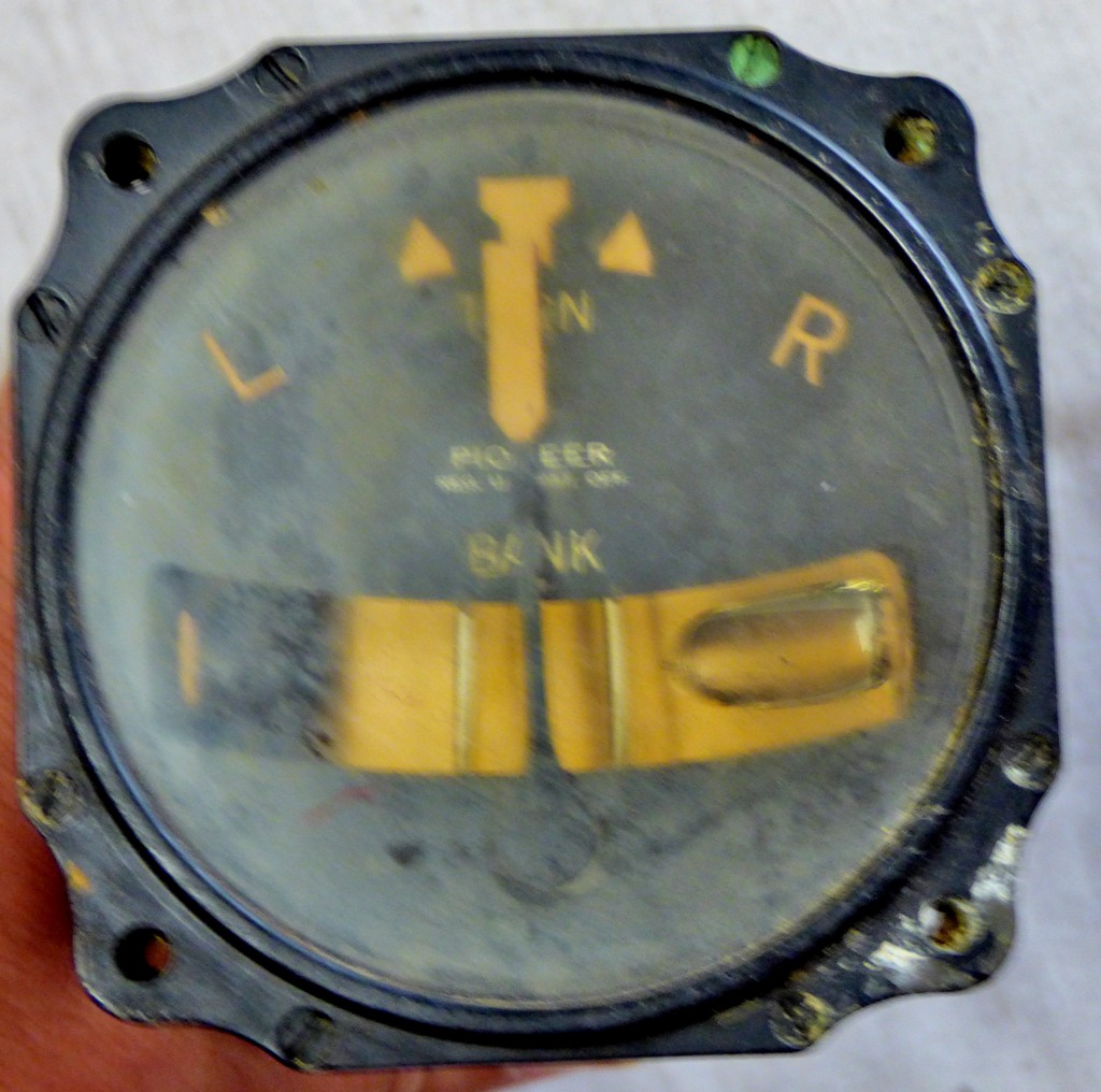 American 1940's Kittyhawk Vintage Pioneer Instrument/Bendix Gyro Gauge 1700-1A-C1-5359. In excellent - Image 2 of 2