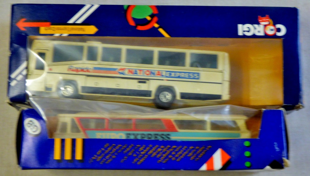 Corgi-National Express Coach-769 Euro-express bus - 1168, mint and boxed