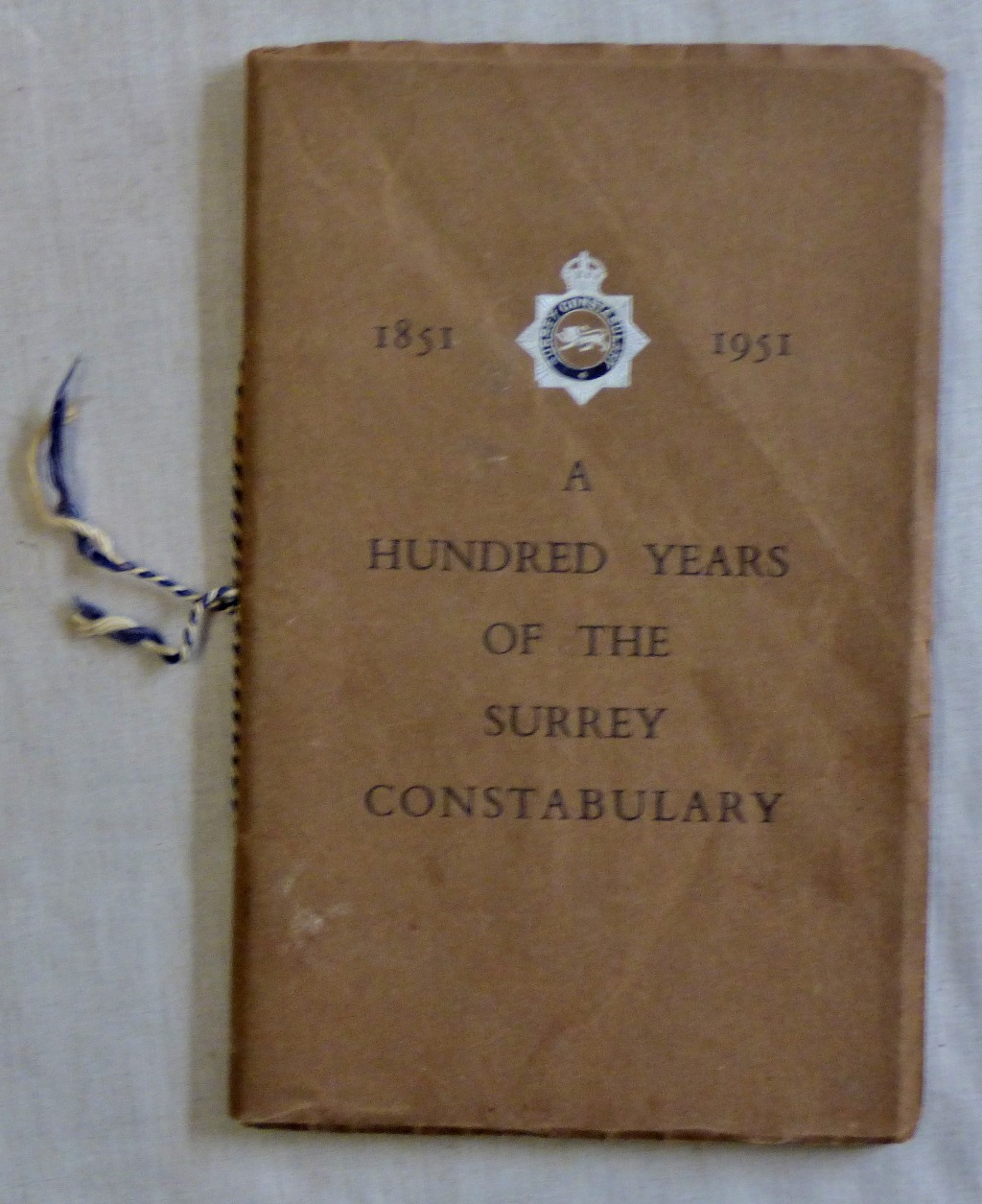Surrey A hundred Years of the Surrey Constabulary 85pp 1851-1951