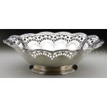 RETICULATED CENTER BOWL BY TIFFANY & CO.