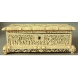 A FINE QUALITY LARGE 19TH CENTURY CHINESE CANTON SHAPED RECTANGULAR IVORY CASKET WITH HINGED