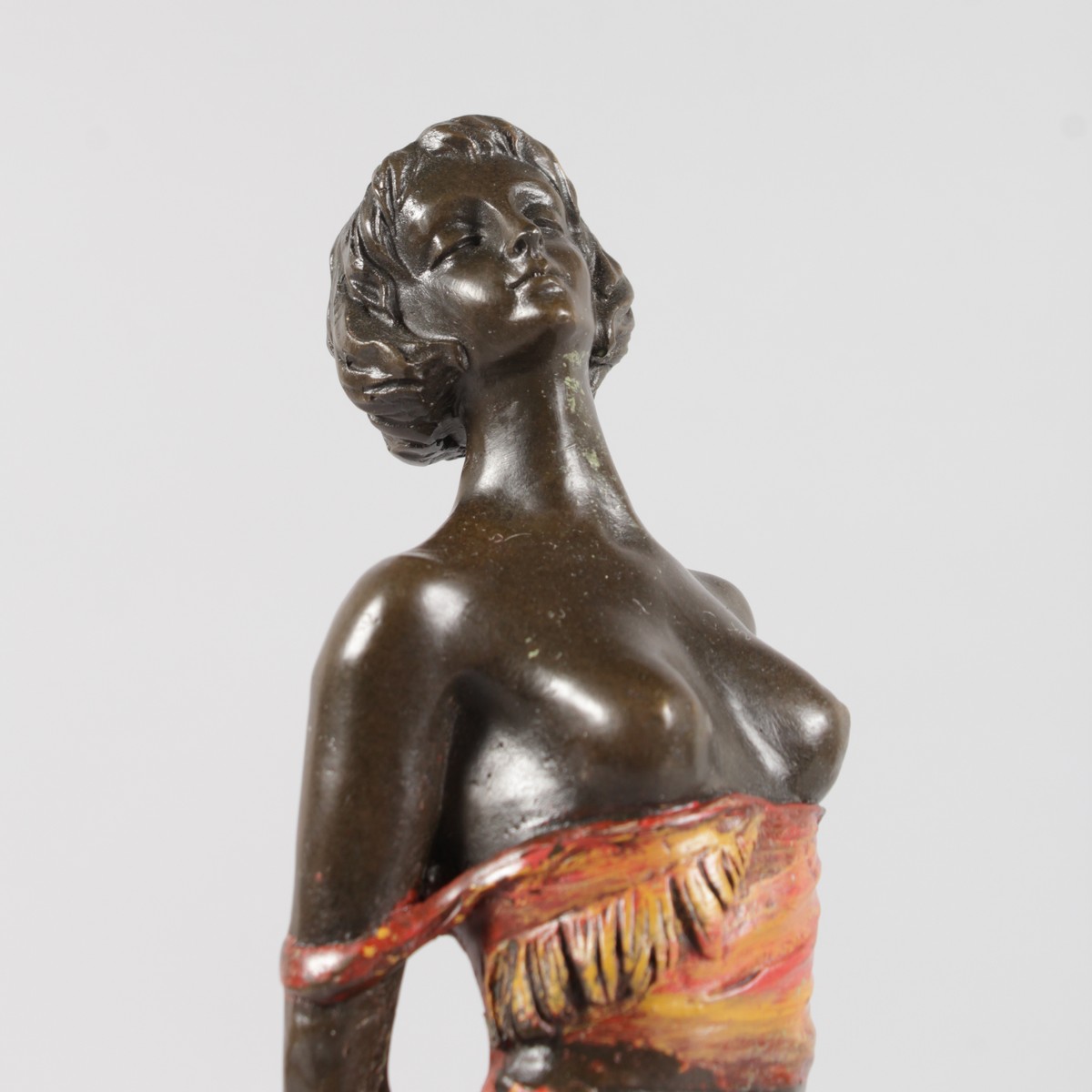 AFTER BRUNO ZACH A BRONZE GILDED SEMI CLAD STANDING GIRL, holding a whip. Signed, on a circular - Image 2 of 9