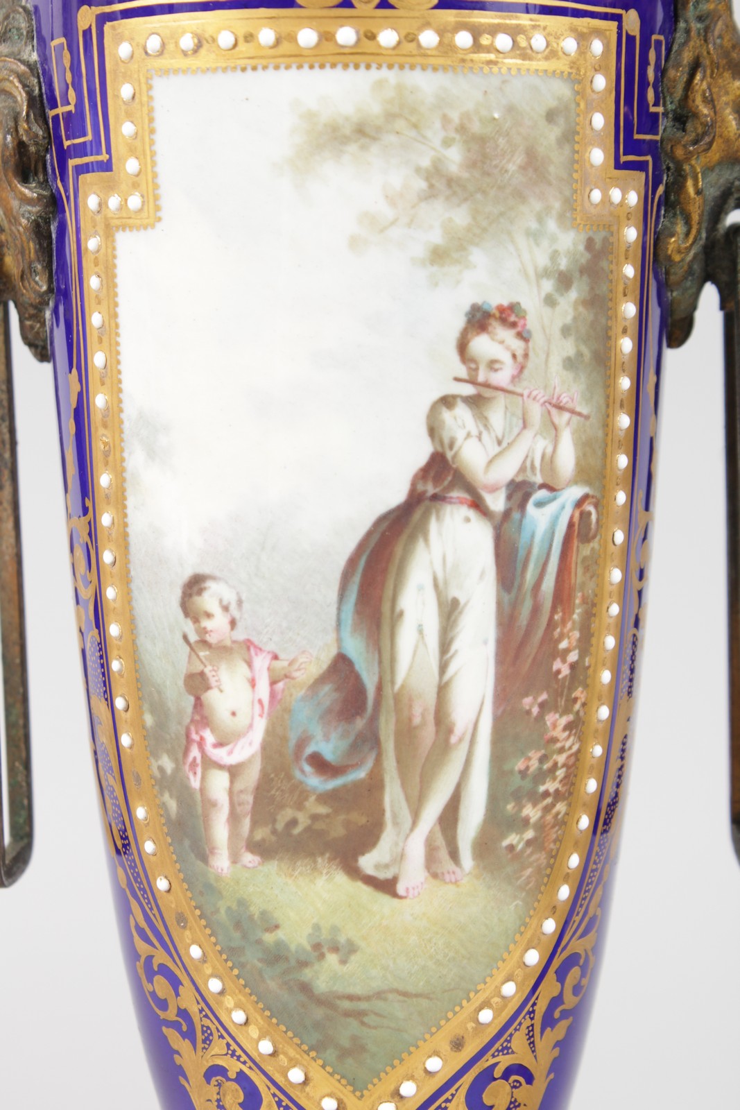 A GOOD PAIR OF 19TH CENTURY SEVRES PORCELAIN URNS AND COVERS, painted with reverse panels of - Image 2 of 10