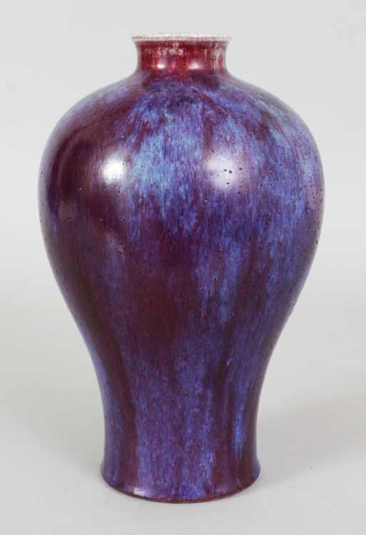 A GOOD QUALITY CHINESE FLAMBE GLAZED MEIPING PORCELAIN VASE, the sides applied with a streaked - Image 3 of 6